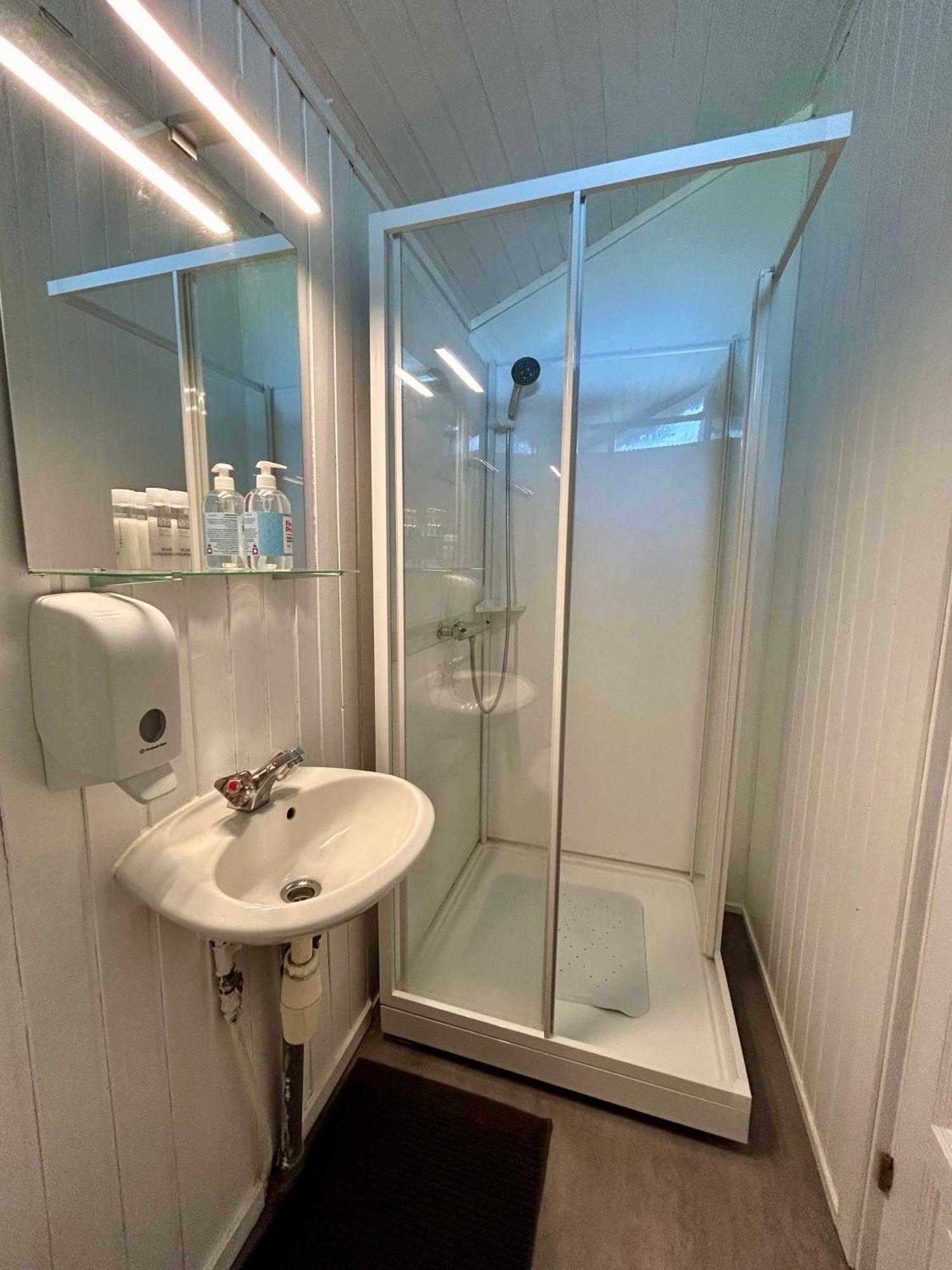 Arhus Cottage And Camping เฮลลา ภายนอก รูปภาพ